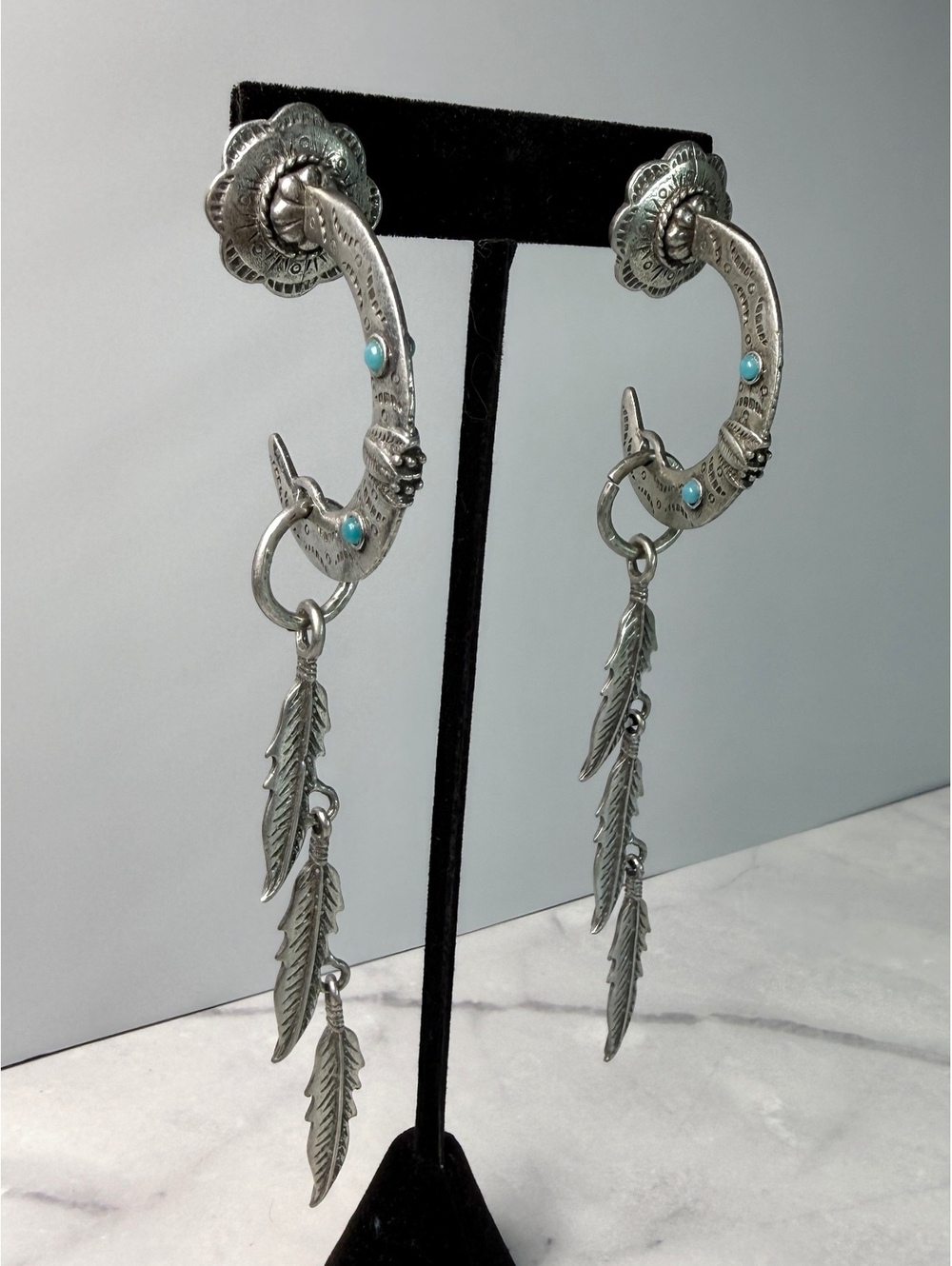 Vintage JJ Southwestern Silver Tone Turquoise Feather Crescent Hoop Earrings